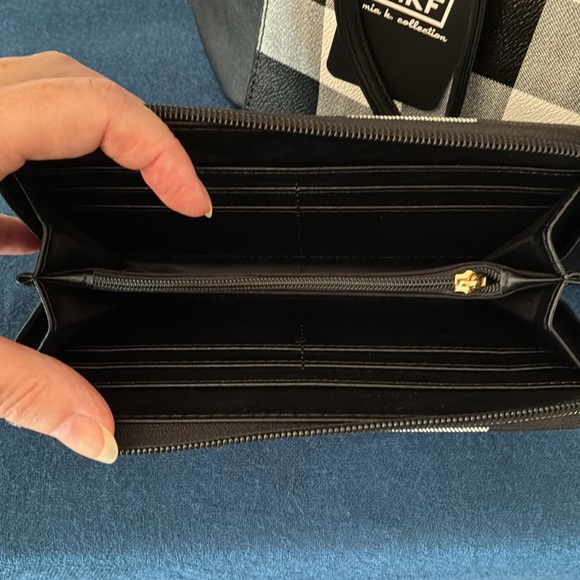 Mia K. Paloma Vegan Leather Bag and Wallet - Picture 13 of 13